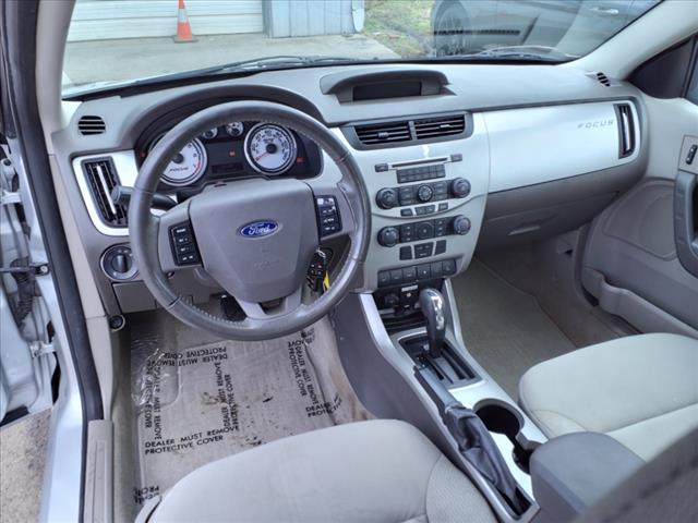2010 Ford Focus SES