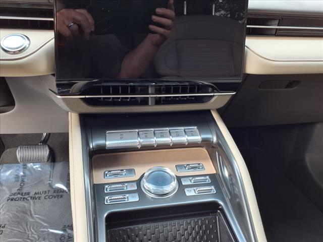 2024 Lincoln Nautilus Hybrid Reserve
