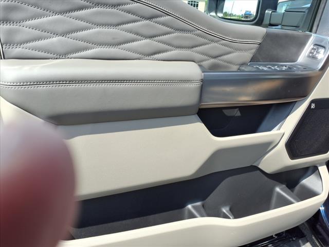 2025 Ford F-350 Super Duty Platinum