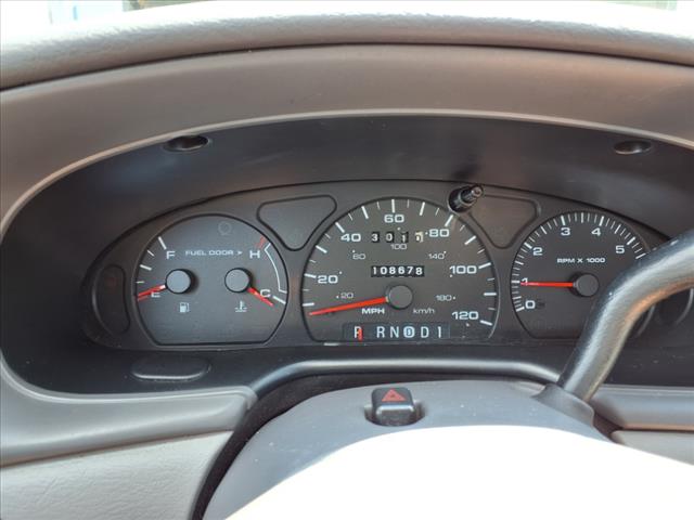 2003 Ford Taurus SE