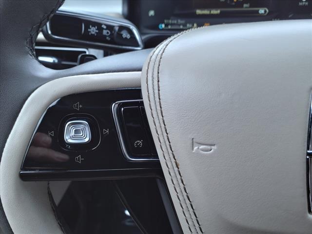 2022 Lincoln Aviator Standard