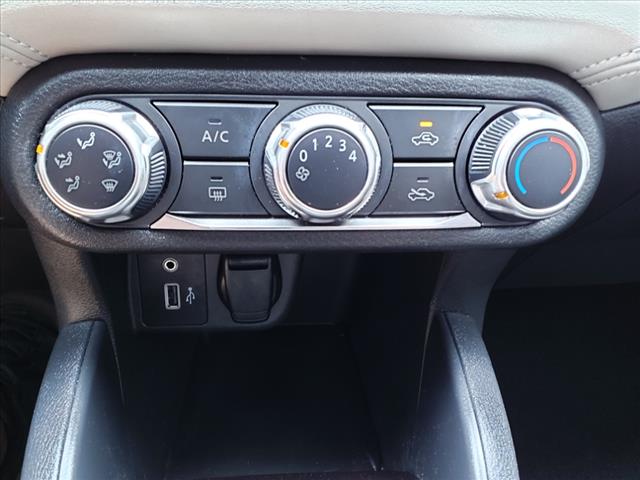 2020 Nissan Versa SV