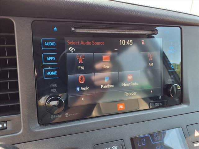 2015 Toyota Sienna XLE 8-Passenger