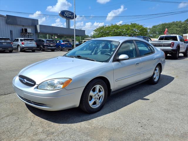 2003 Ford Taurus SE
