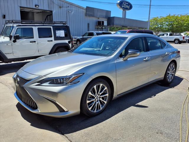 2021 Lexus ES 350 Base