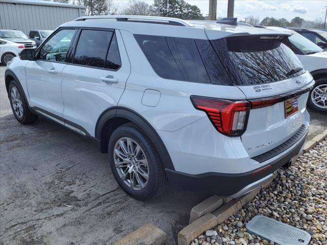 2025 Ford Explorer Platinum