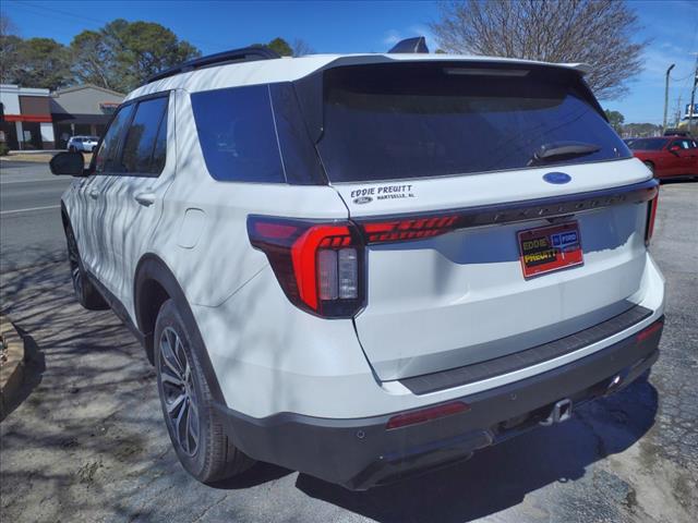 2025 Ford Explorer ST-Line