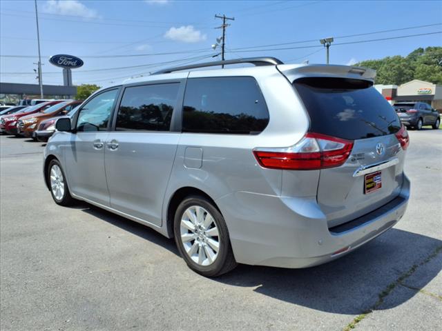 2015 Toyota Sienna XLE 8-Passenger