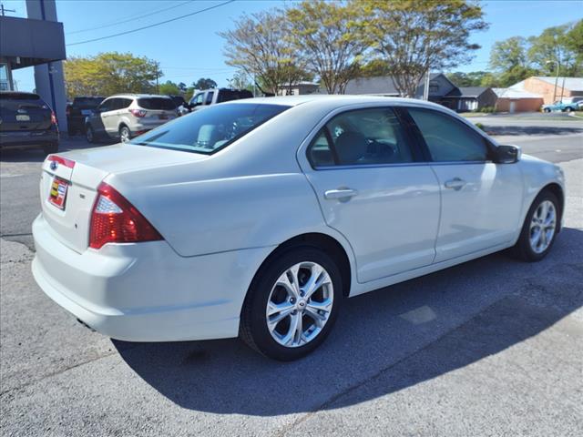 2012 Ford Fusion SE