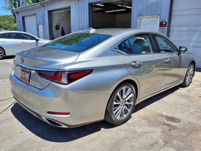 2021 Lexus ES 350 Base