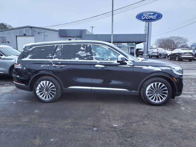 2022 Lincoln Aviator Standard