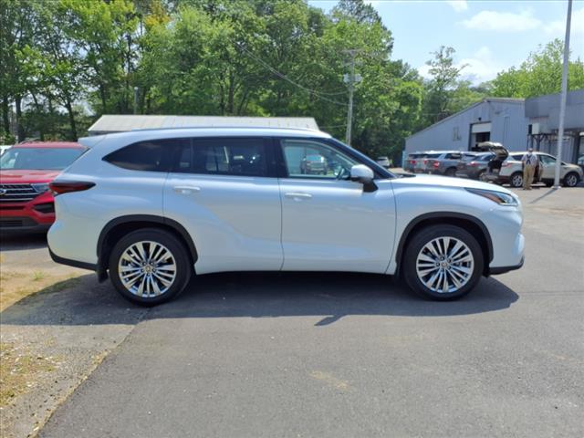 2024 Toyota Highlander Limited