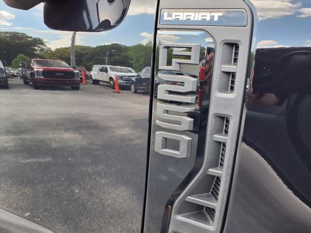 2025 Ford F-250 Super Duty Lariat