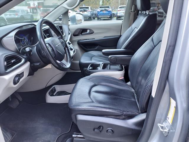 2020 Chrysler Pacifica Touring L