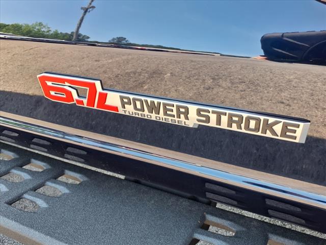 2025 Ford F-350 Super Duty Platinum