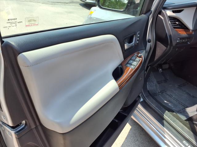 2015 Toyota Sienna XLE 8-Passenger