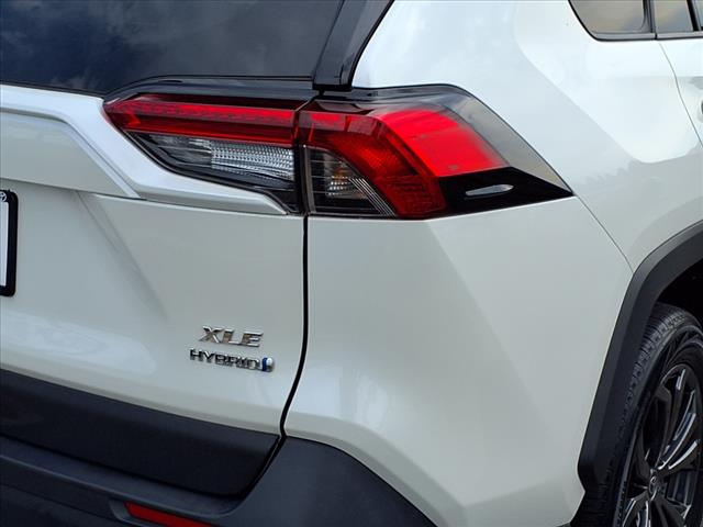 2022 Toyota RAV4 Hybrid Hybrid XLE Premium