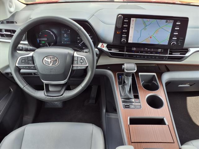 2023 Toyota Sienna XLE