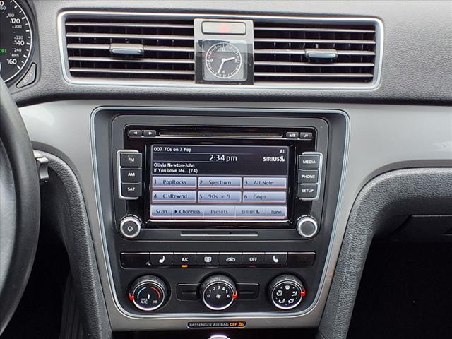 2015 Volkswagen Passat 1.8T Limited Edition