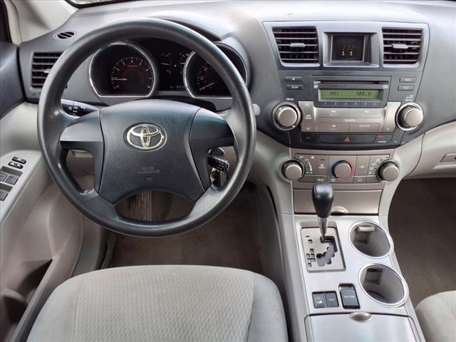 2010 Toyota Highlander SE