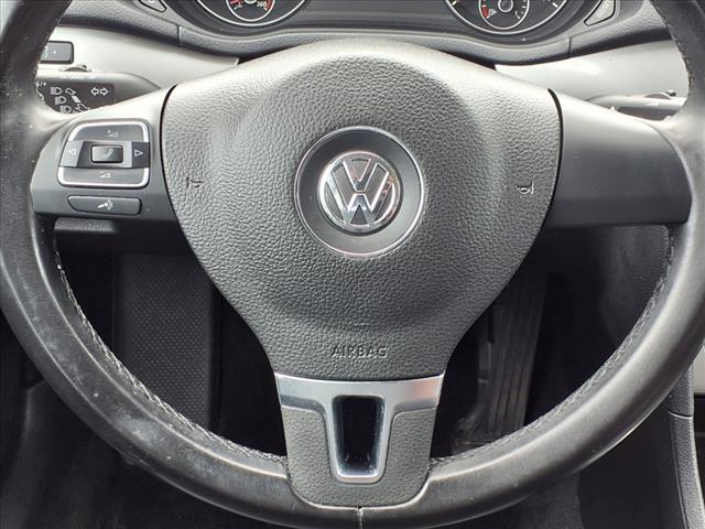 2015 Volkswagen Passat 1.8T Limited Edition