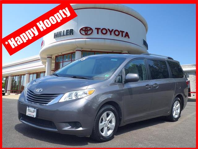 2015 Toyota Sienna LE