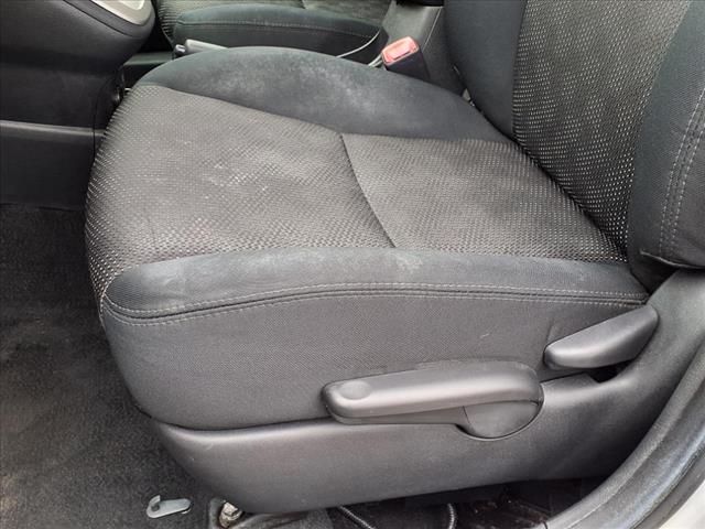 2010 Pontiac Vibe w/1SB