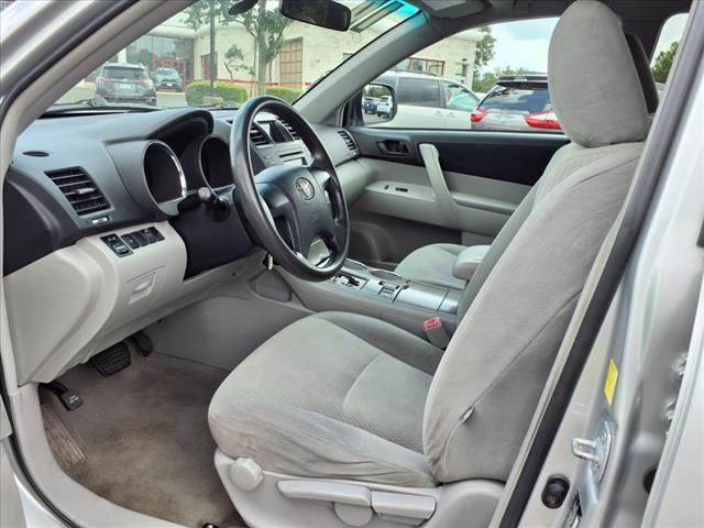 2010 Toyota Highlander SE