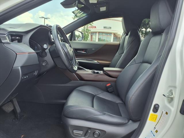 2022 Toyota Venza XLE
