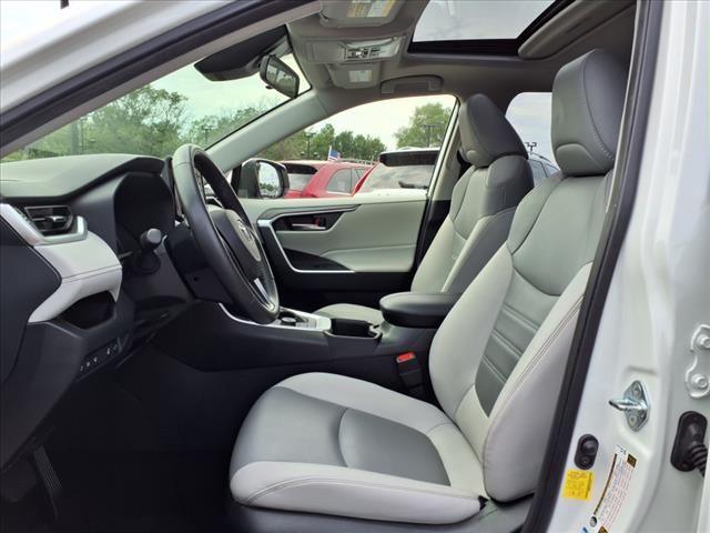 2022 Toyota RAV4 Hybrid Hybrid XLE Premium