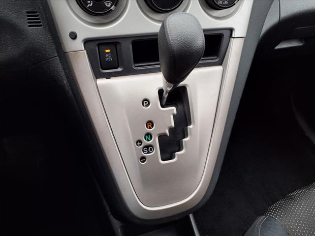 2010 Pontiac Vibe w/1SB