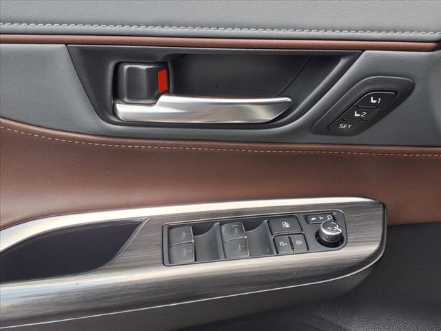 2022 Toyota Venza XLE