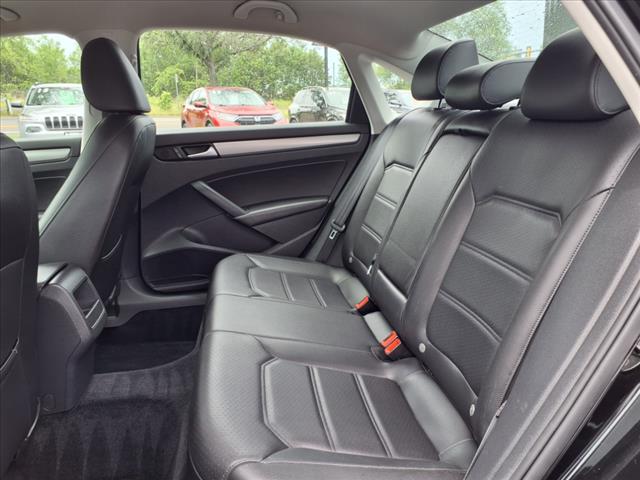 2015 Volkswagen Passat 1.8T Limited Edition