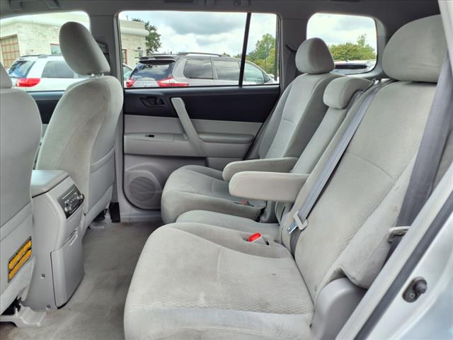 2010 Toyota Highlander SE