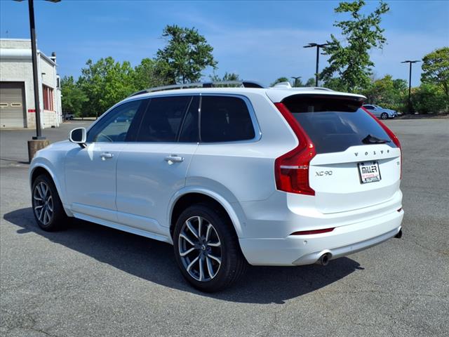 2018 Volvo XC90 Momentum