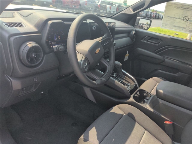2025 Chevrolet Colorado 