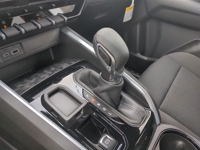 2025 Chevrolet Colorado 