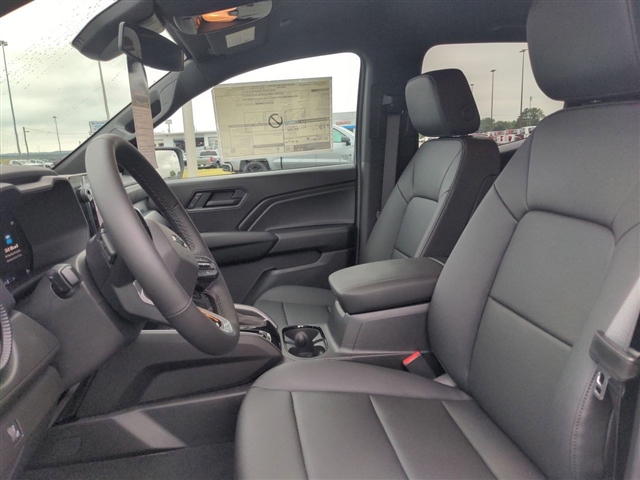 2025 Chevrolet Colorado 