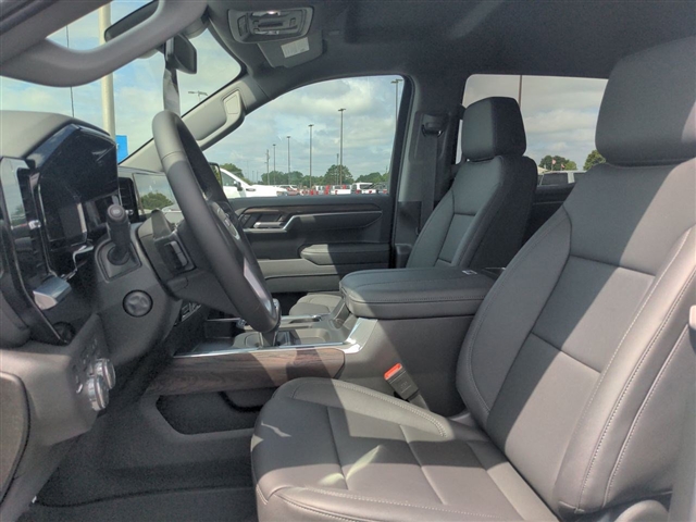 2025 GMC Sierra 1500 