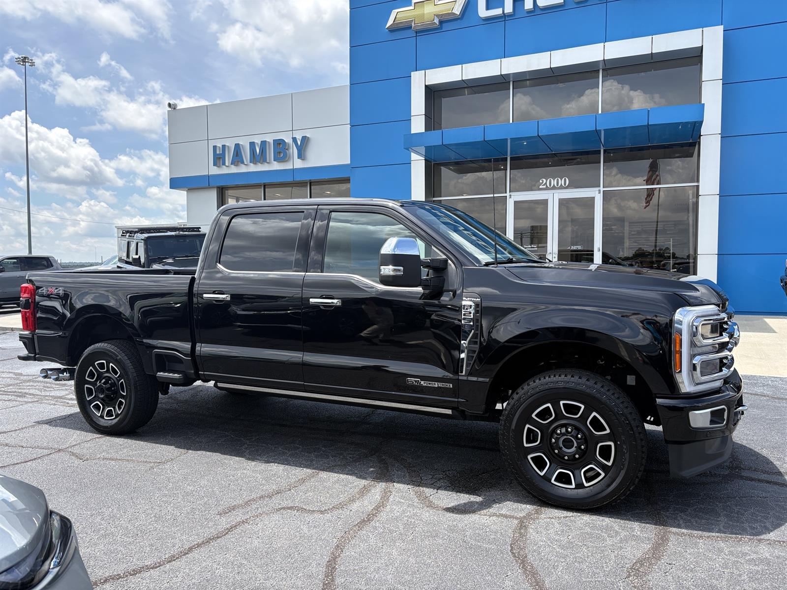 Agate Black (um) 2024 Ford F-250 Super Duty Pickup Truck Four-Wheel Drive Automatic