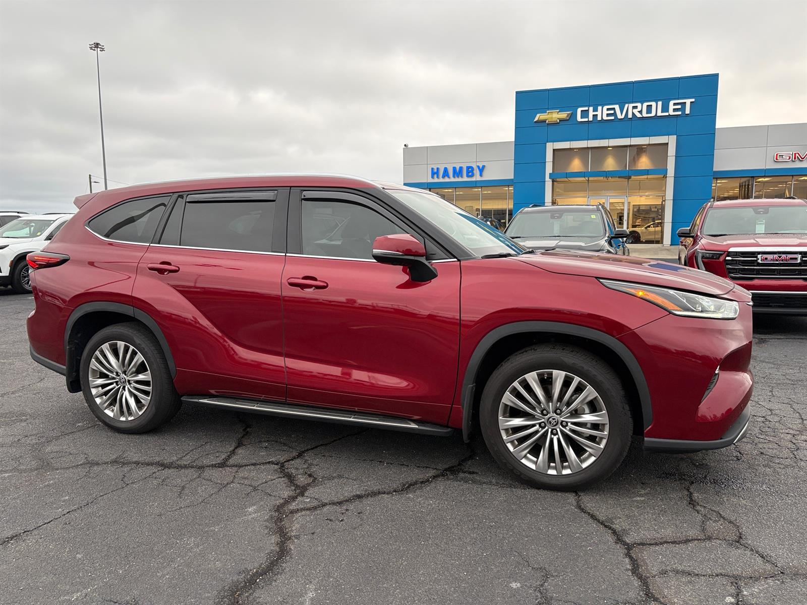 2024 Toyota Highlander Platinum FWD