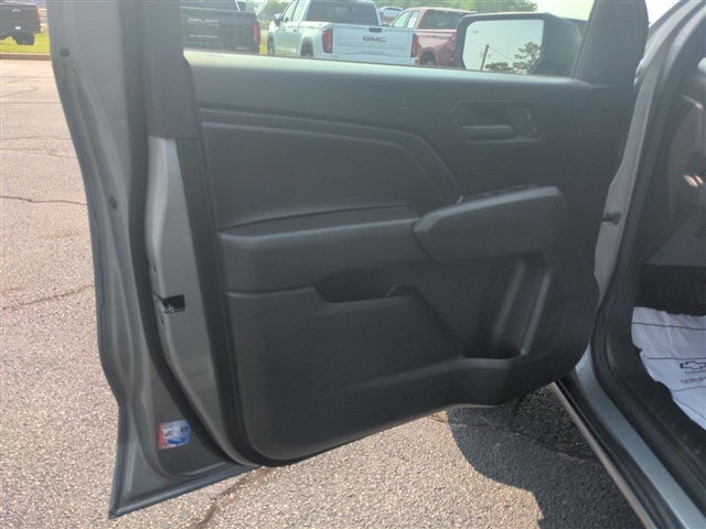 2025 Chevrolet Colorado 