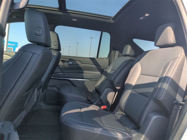 2025 Chevrolet Traverse 