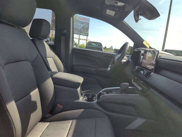 2025 Chevrolet Colorado 