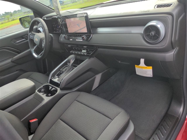 2025 Chevrolet Colorado 