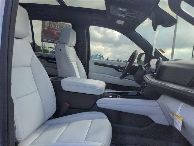2025 Chevrolet Tahoe 