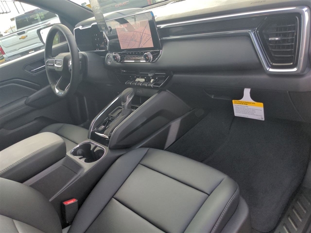 2025 GMC Canyon 