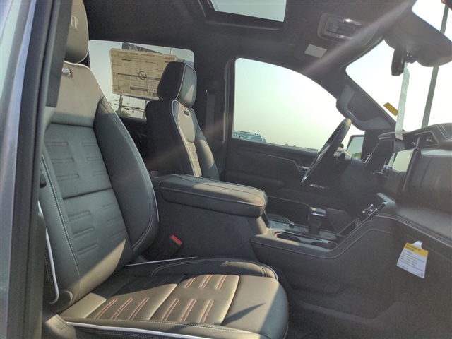 2025 GMC Sierra 1500 