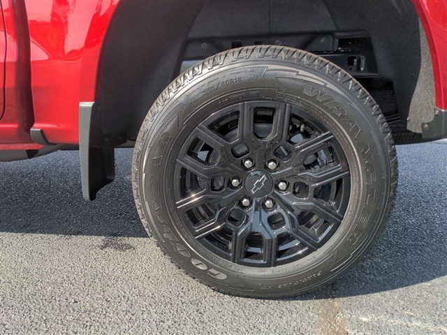 2025 Chevrolet Colorado 