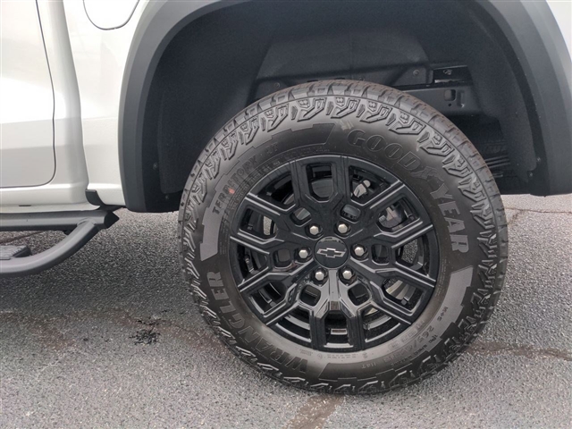 2025 Chevrolet Colorado 